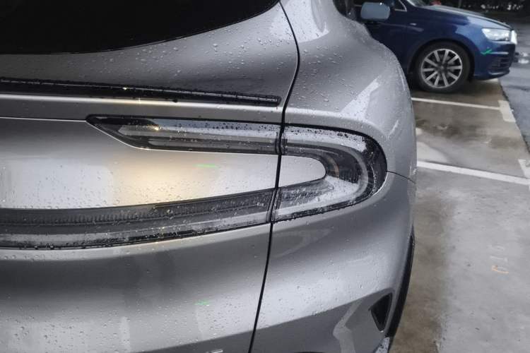 Used  YU7 2025 Ultra-Long Range Rear-Wheel Drive Version
