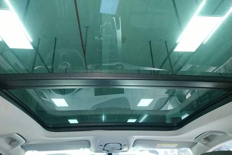 Used Audi A4L 2022 40 TFSI Luxury Dynamic Model