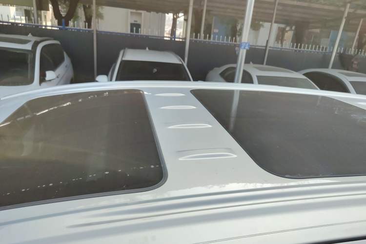 Used Buick GL8 New Energy 2024 Lu Zun Deluxe Edition 7-Seater
