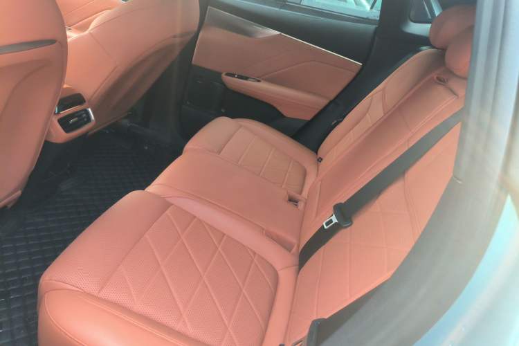 Used  S05 2024 510 Ultra Pure Electric Version