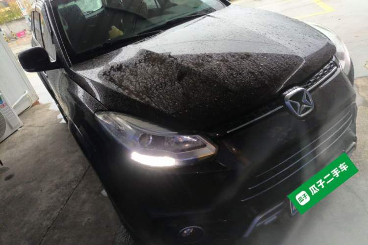 Used JMC Yusheng S350 2016 2.0T Manual 4x4 Gasoline Luxury Version with Sunroof 7 Seats
