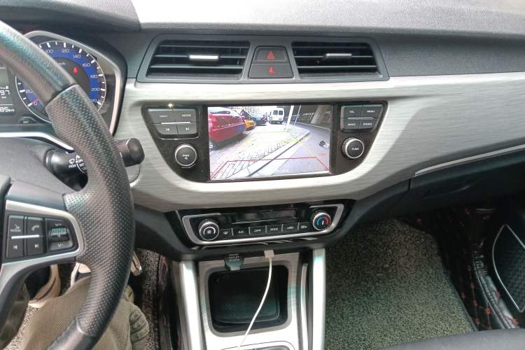 Used Geely Auto Vision X3 2017 1.5L Manual Luxury Model
