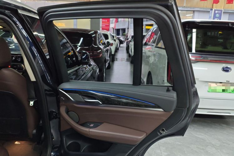 Used BMW X3 2020 xDrive30i Luxury Model with M Sport Package
