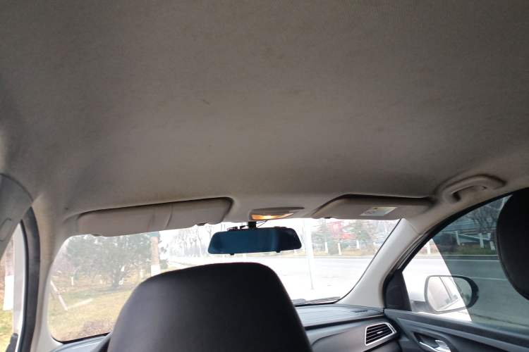 Used Baojun 730 2019 1.5T CVT Fashion Model 7 Seats China VI Emission Standard
