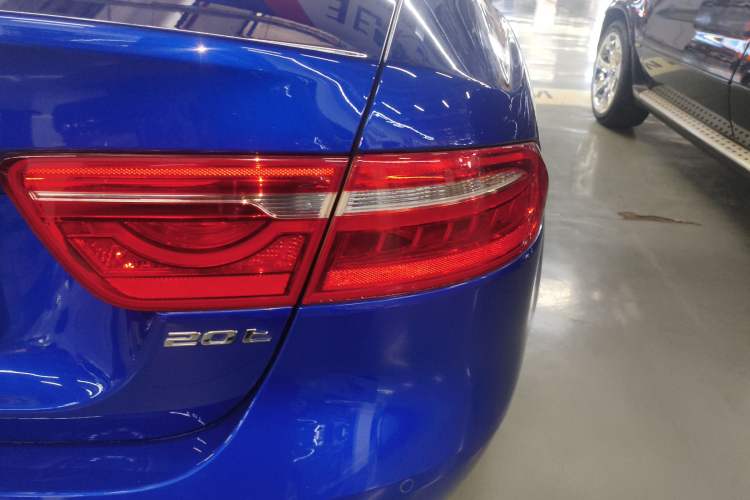 Used Jaguar XEL 2019 2.0T 200 PS Deluxe Edition
