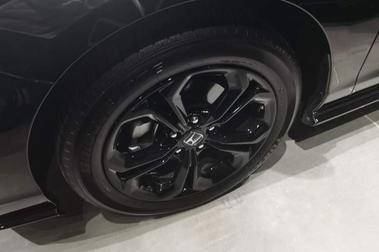 Used Honda Accord 2025 Sport Series 260TURBO Luxury Edition
