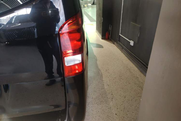 Used Mercedes-Benz Vito 2020 2.0T Elite Version 7 Seats