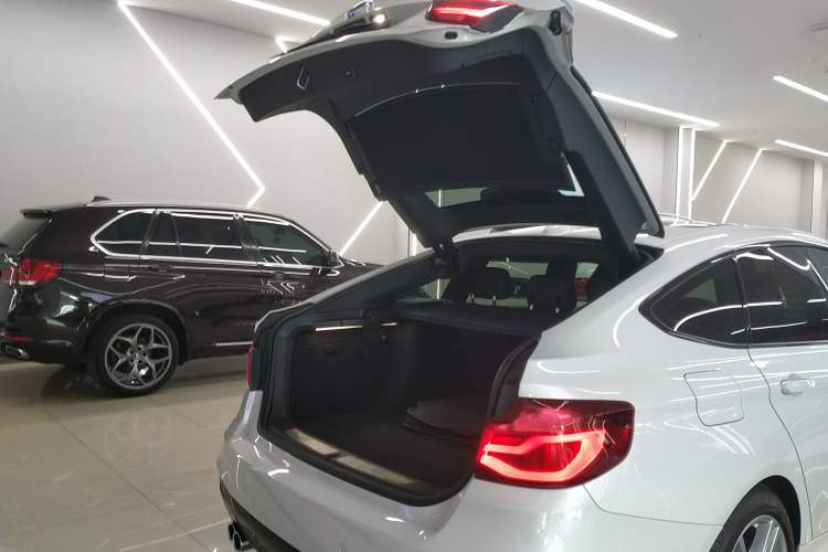 Used BMW 3 Series GT 2019 320i M Sport Package
