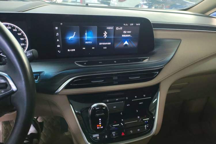 Used Buick GL8 2021 ES Land Cruiser 653T Flagship Model
