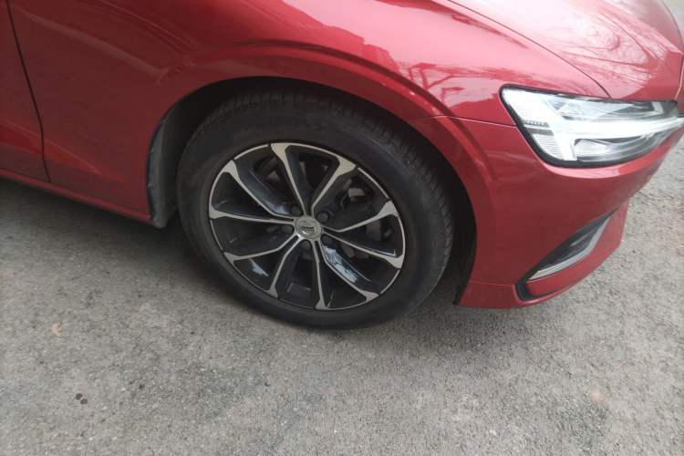 Used Volvo S60 2021 T4 Zhiyi Luxury Edition