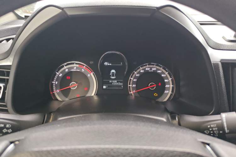 Used Isuzu JLM 2022 2.8T Classic Diesel Two-Wheel Drive Comfort Version with Standard Wheelbase – JE493ZLQ6E
