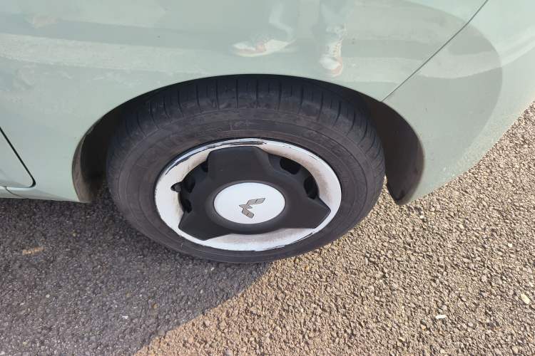 Used Wuling Hongguang MINIEV 2021 Macaron Premium Model – Lithium Iron Phosphate
