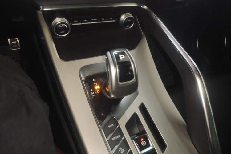 Used Geely Auto Coolray 2019 Sport Version 260T DCT Battle China VI Standard