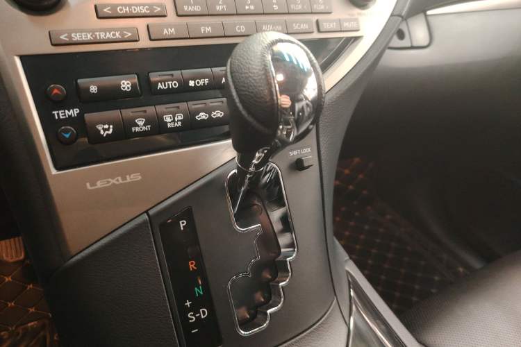 Used Lexus RX Classic 2013 270 Elegant Edition
