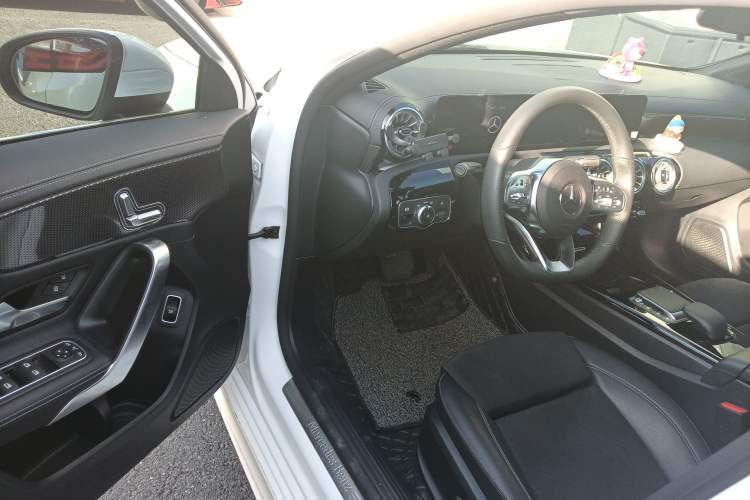 Used Mercedes-Benz A-Class 2021 A 200 L Sport Sedan Fashion Model