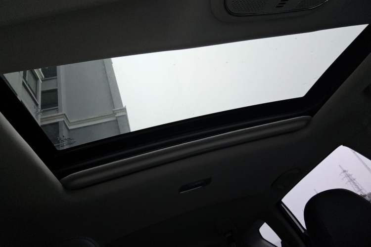 Used Haval H6 2015 Sport Edition 1.5T Automatic Two-Wheel Drive Luxury Model