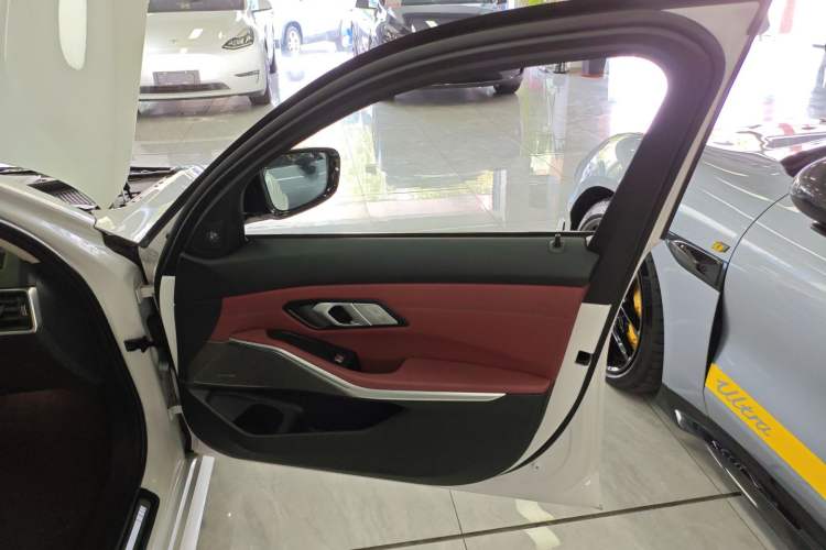 Used BMW 3 Series 2022 330i M Sport Night Edition
