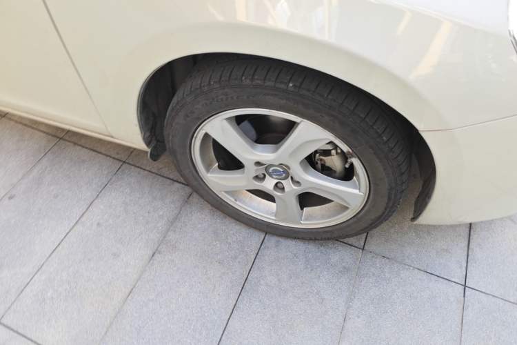 Used Volvo V60 2013 T5 Zhiya Edition