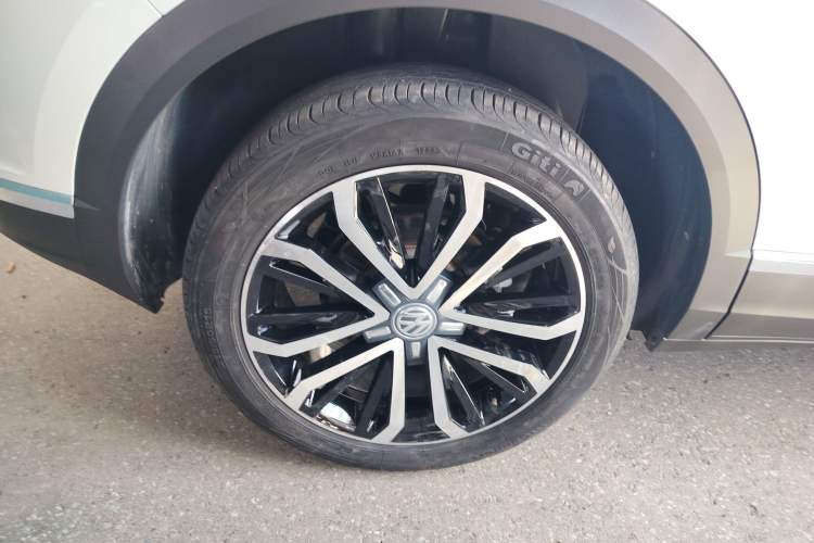 Used Volkswagen T-ROC 2020 280TSI DSG Two-Wheel Drive Comfort Version
