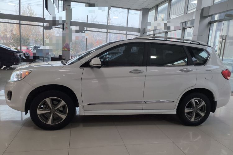 Used Haval H6 2016 Upgraded Model 1.5T Manual Two-Wheel Drive Value Edition
