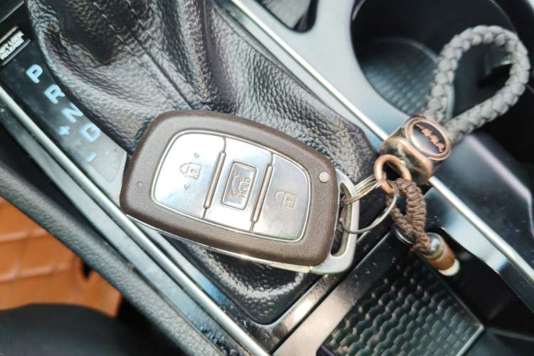 Used Hyundai Tucson 2018 1.6T Dual-Clutch Two-Wheel Drive 15th Anniversary Special Edition