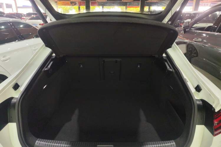 Used Volkswagen FAW-Volkswagen CC 2021 380TSI Striking Edition
