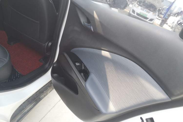 Used Buick Velite 6 2020 Plug-in Hybrid Connected Smart Edition
