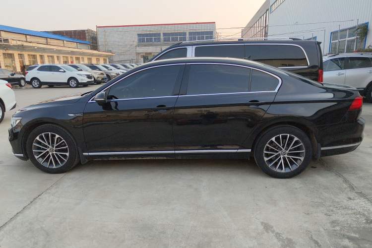 Used Volkswagen Magotan 2020 330TSI DSG Luxury Edition
