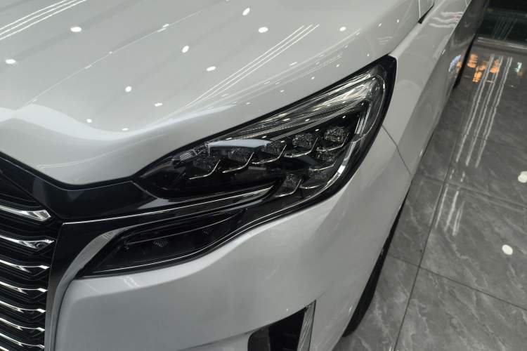 Used Buick GL8 2023 ES Lu Zun Comfort Model
