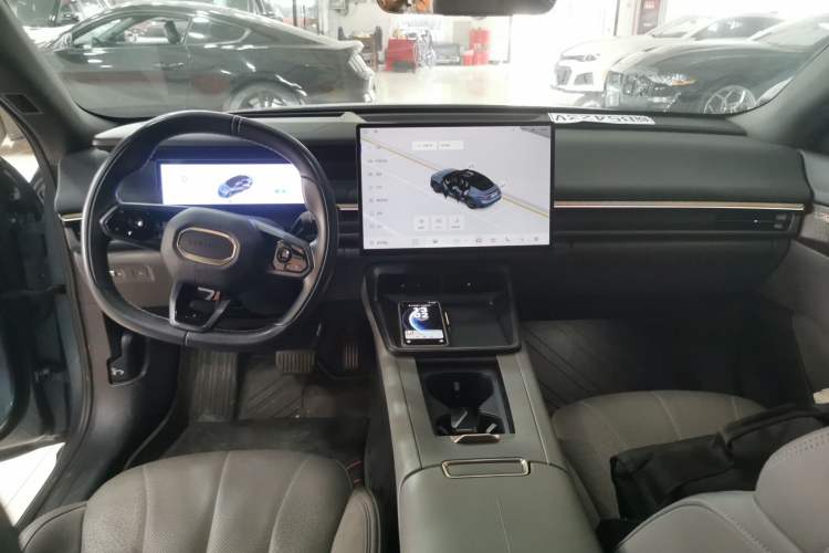 Used Lynk & Co 07 2024 EM-P 126 Long-Range Ultra
