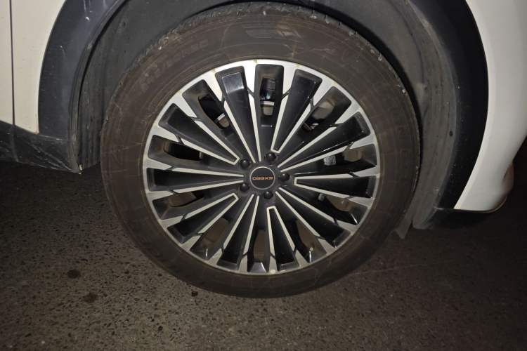 Used  Stellar 2023 400T Four-Wheel Drive Deluxe Edition
