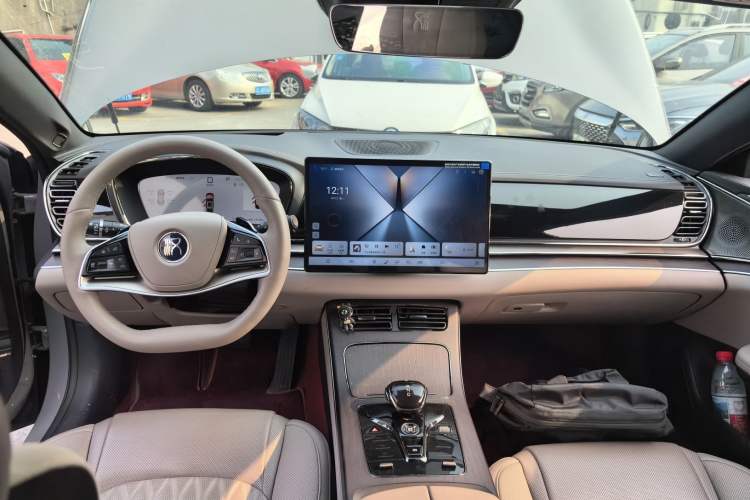 Used BYD Han 2025 EV Intelligent Driving Edition 701KM LiDAR Flagship Model