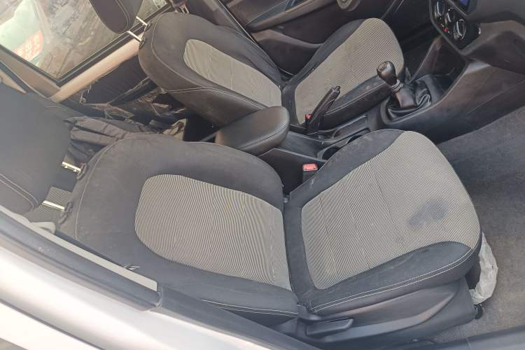 Used Wuling Hongguang 2021 1.5L Revised S Base Version with Electric Power Steering LAR