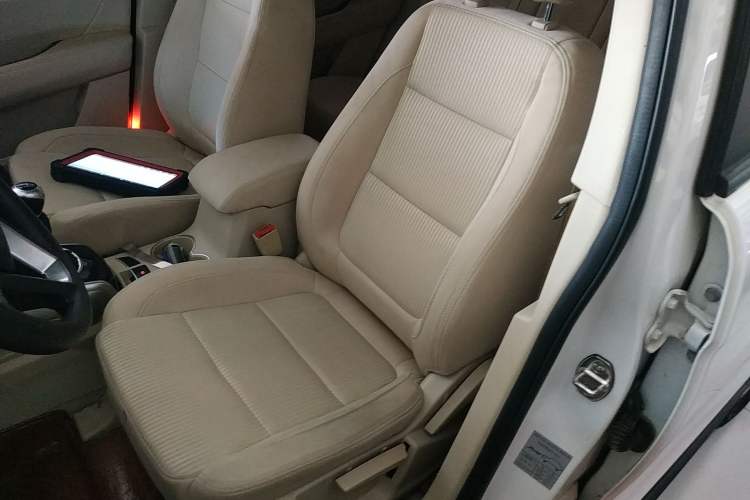 Used Zotye Domy X5 2017 Value Edition 1.6L Manual Comfort Model
