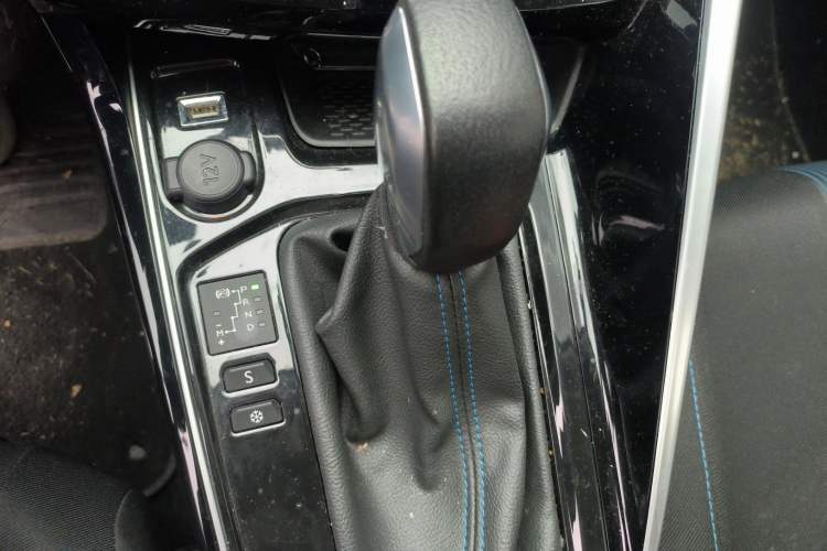 Used Peugeot 308 2018 1.6L Automatic Luxury Edition
