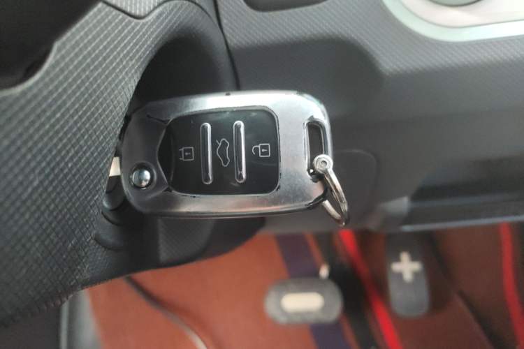 Used Wuling Hongguang MINIEV 2021 Macaron Premium Model – Lithium Iron Phosphate
