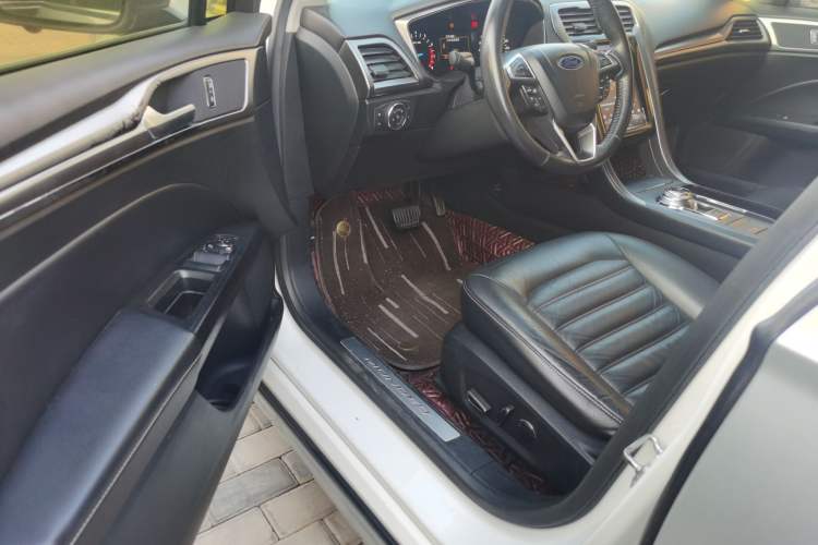 Used Ford Mondeo 2017 EcoBoost 200 Stylish Model