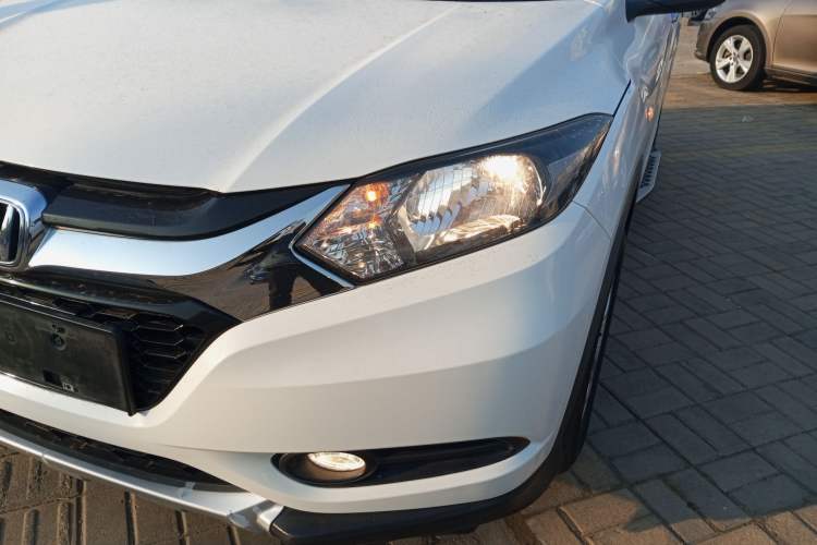 Used Honda Vezel 2015 1.5L CVT two-wheel drive Comfort trim
