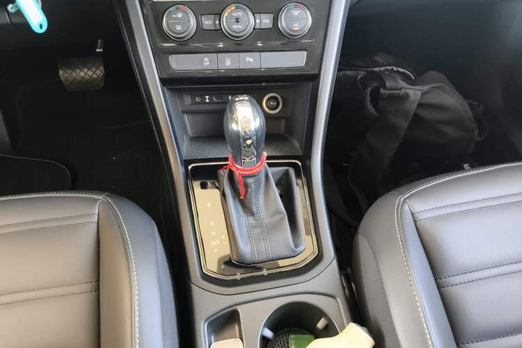 Used Volkswagen Touran 2018 Volkswagen Touran L 280TSI DSG Comfort Edition 7 Seats China VI Standard