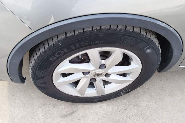 Used Baojun 310W 2017 1.5L Manual Fashion Model China V
