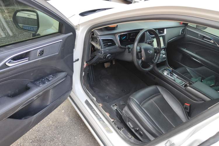 Used Ford Taurus 2017 EcoBoost 245 Fashion Edition