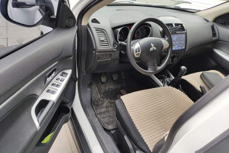 Used Mitsubishi ASX 2018 1.6L Manual Two-Wheel Drive Fashion Edition