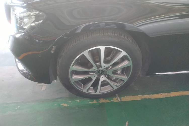 Used Mercedes-Benz E-Class 2018 Facelift E 200 L
