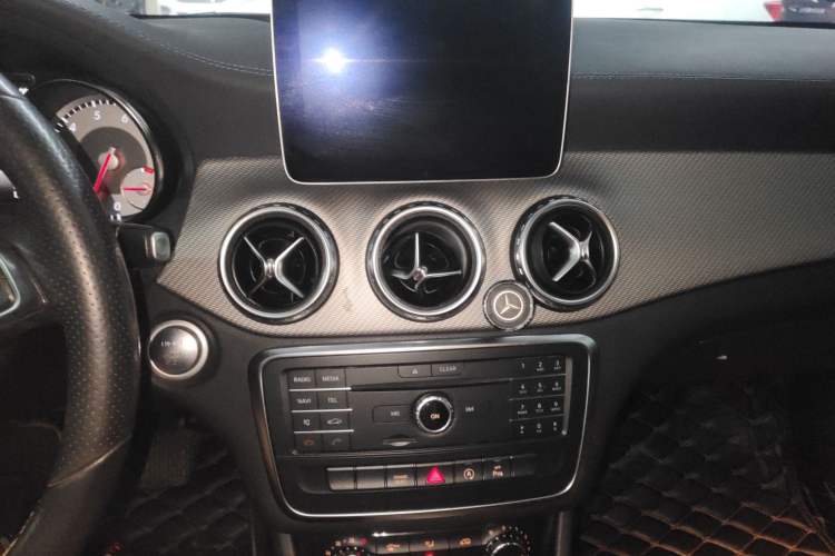 Used Mercedes-Benz GLA 2016 GLA 200 Fashion Model