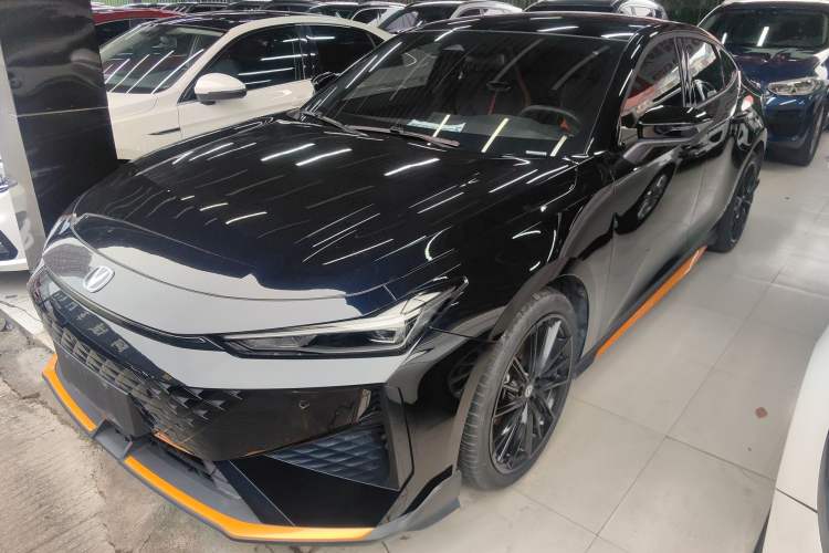 Used Changan UNI-V 2024 1.5T Prestige Sport Edition