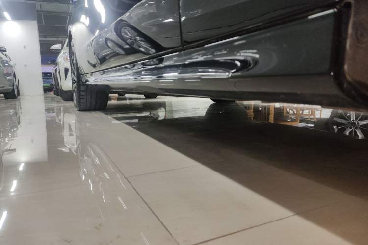 Used Mercedes-Benz E-Class 2025 E 300 L Luxury Model