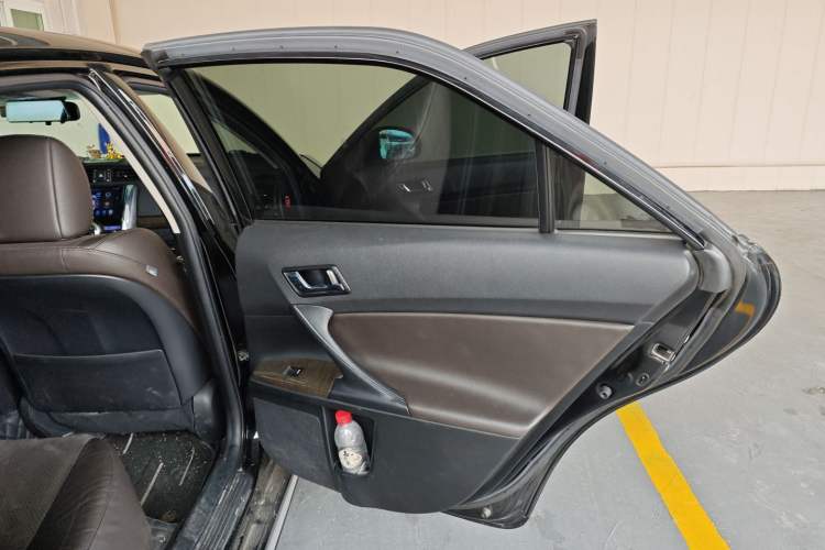 Used Toyota Reiz 2013 2.5V Shangrui Edition
