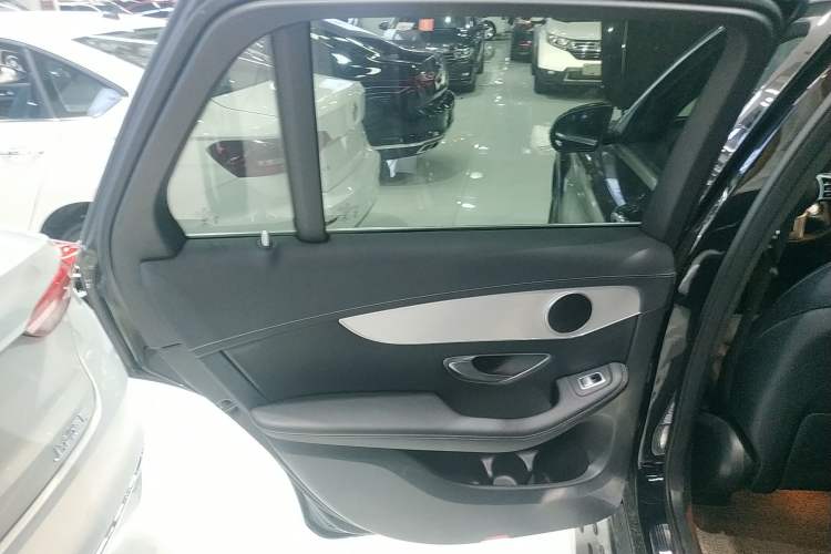 Used Mercedes-Benz GLC 2021 GLC 260 L 4MATIC Dynamic Edition
