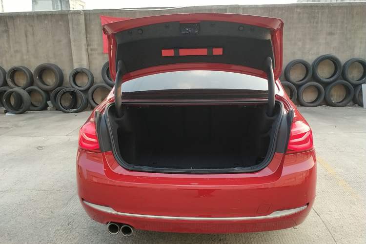 Used BMW 3 Series 2018 320Li Fashion Model
