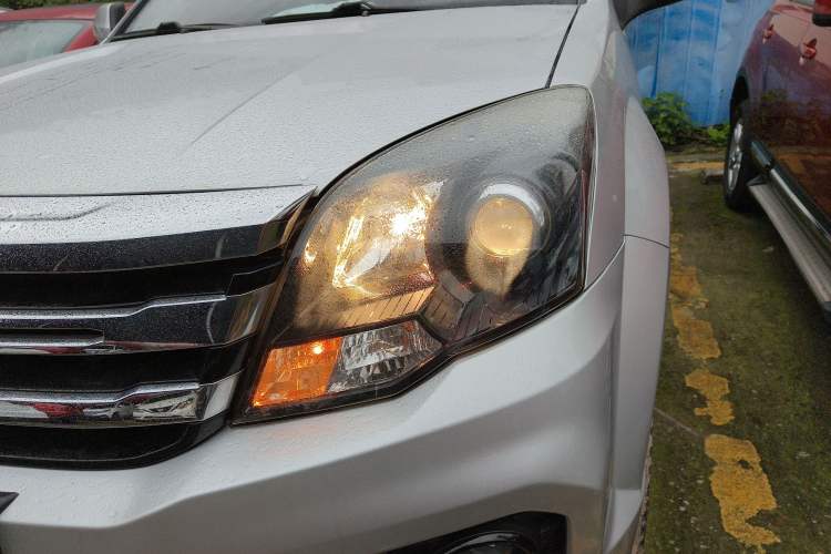 Used Haval H5 Classic 2016 Classic Edition 2.0T Manual Two-Wheel Drive Elite Model
